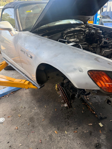 2000-2004 Honda S2000 Passenger Fender 