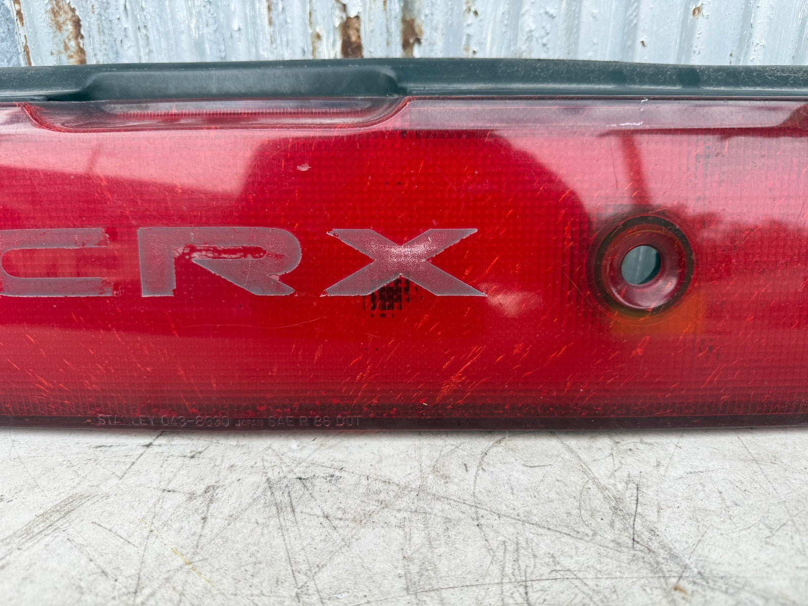 1989-1990 Honda CRX SI rear light garnish