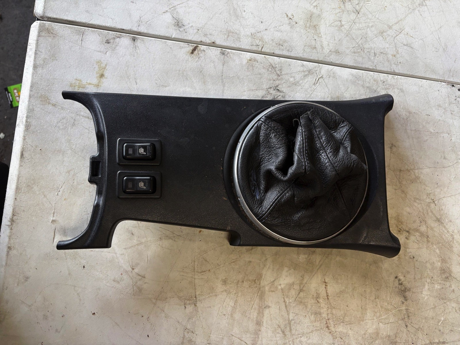 04-08 Mazda RX-8 Center Console Manual Shifter Trim With Heated Seat Switches 