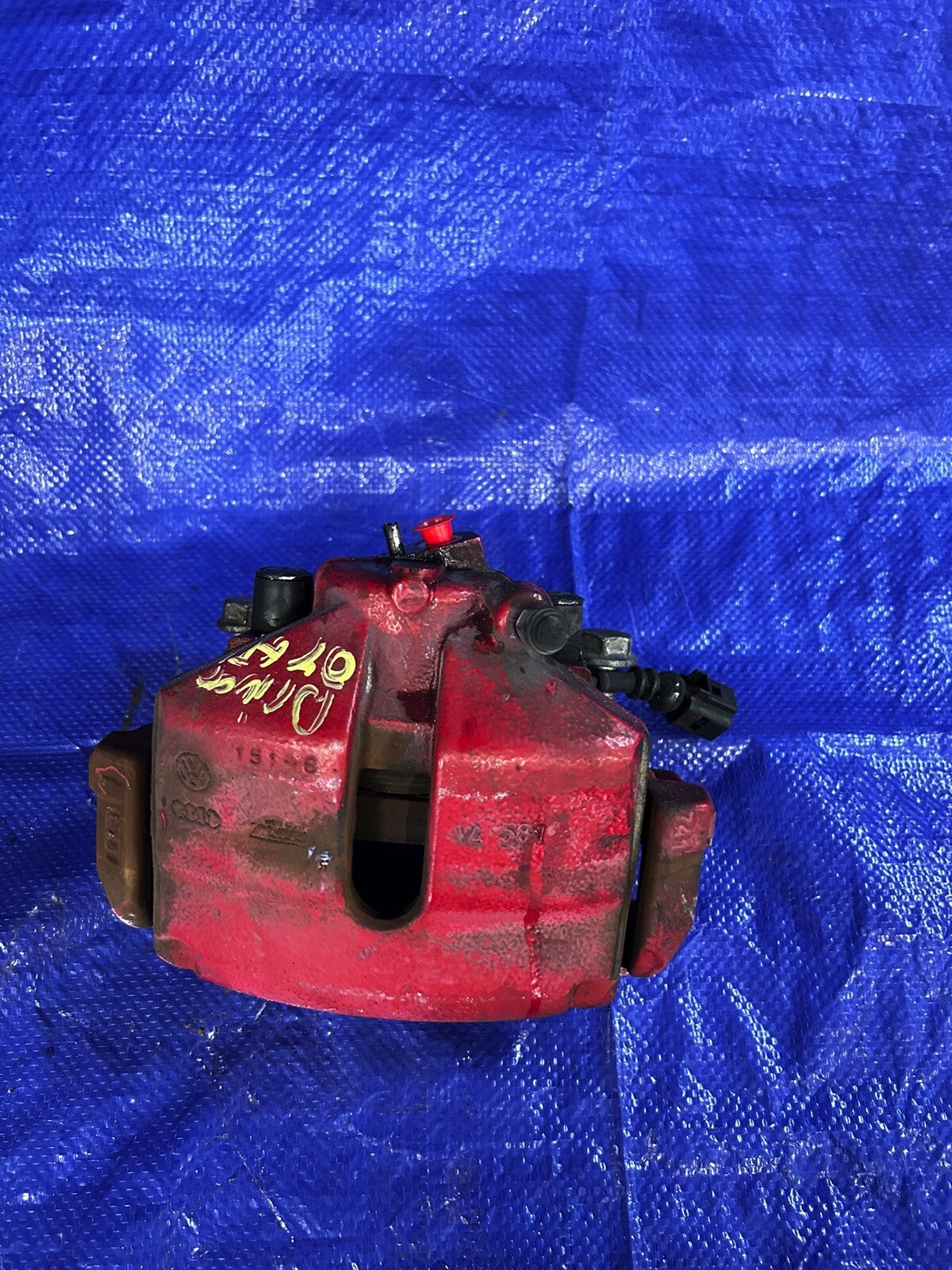 07 VW GTI Drive front Caliper