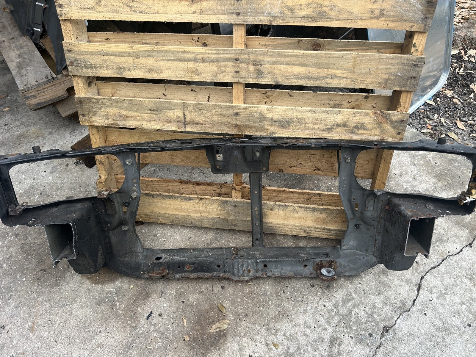 94-01 Acura Integra Radiator Support 