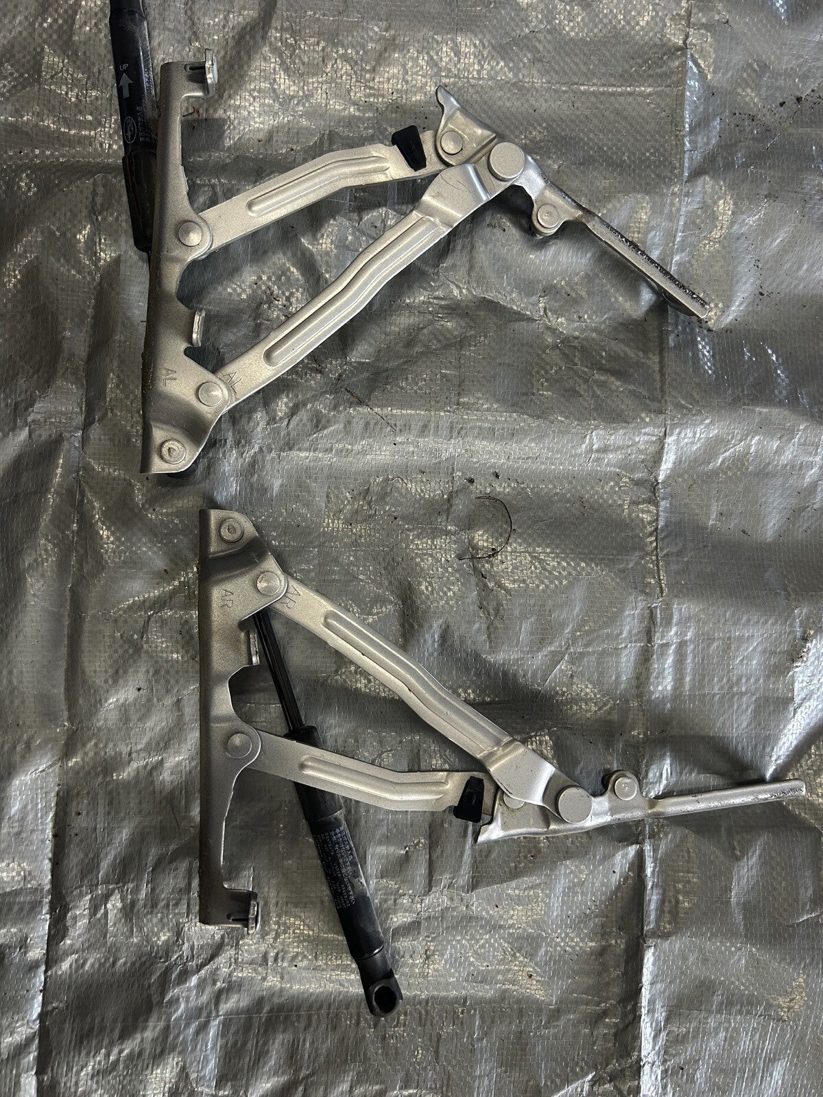 2013 Subaru BRZ FRS Trunk Hinges L & R