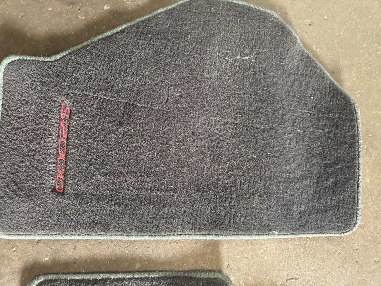 2000-2004 Honda S2000 Floor Mats