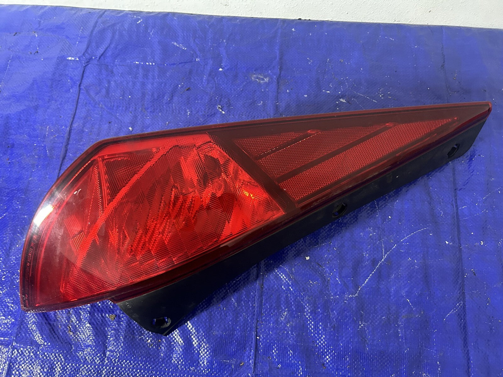 04 Nissan 350Z Driver Left Tail Light