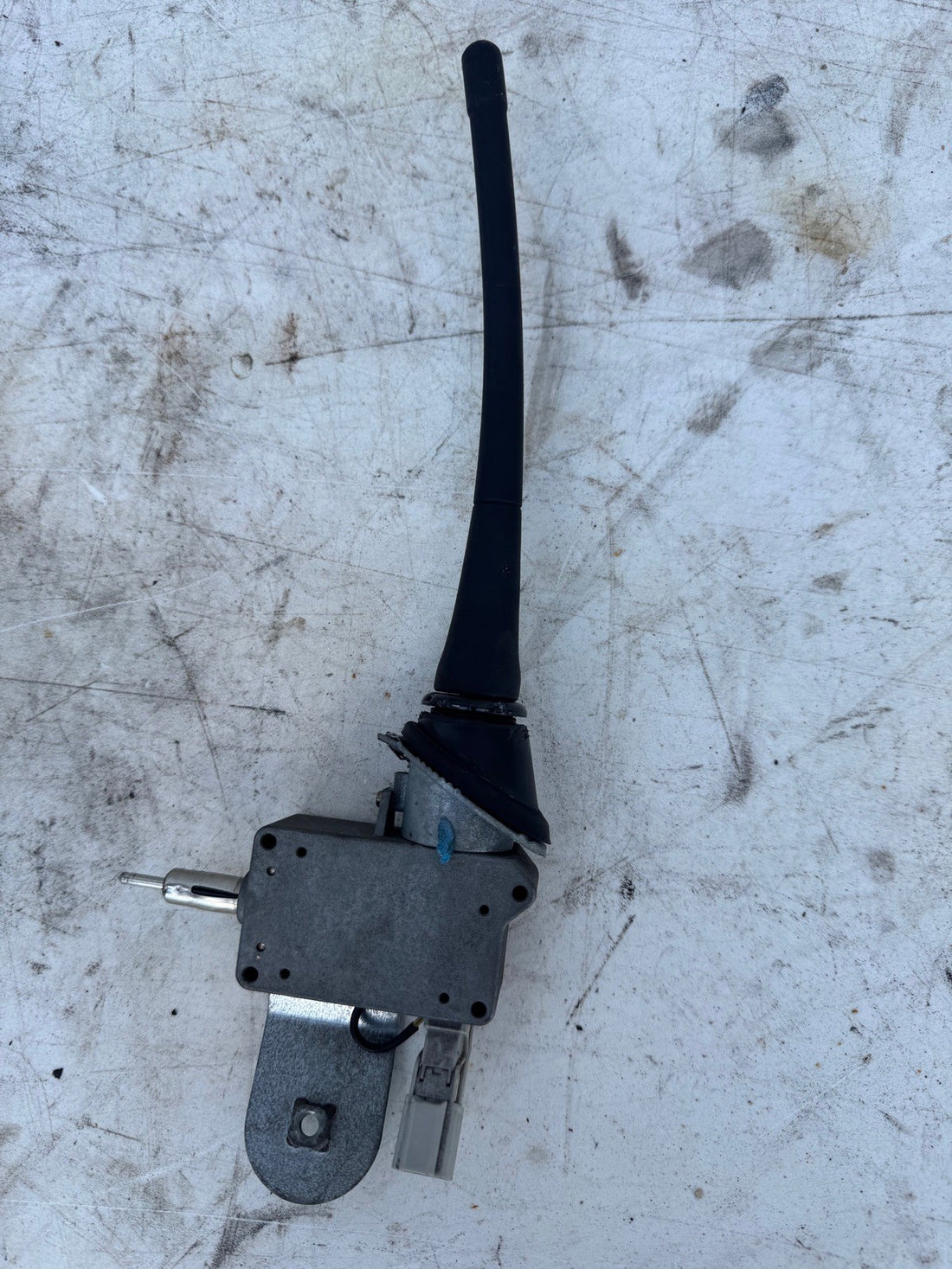 2000-2004 Honda S2000 Antenna 