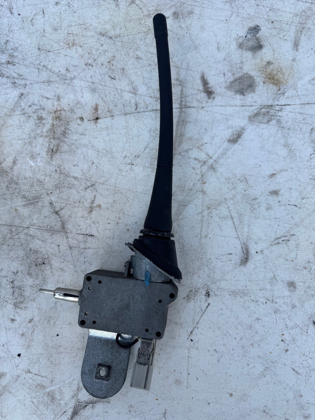 2000-2004 Honda S2000 Antenna 