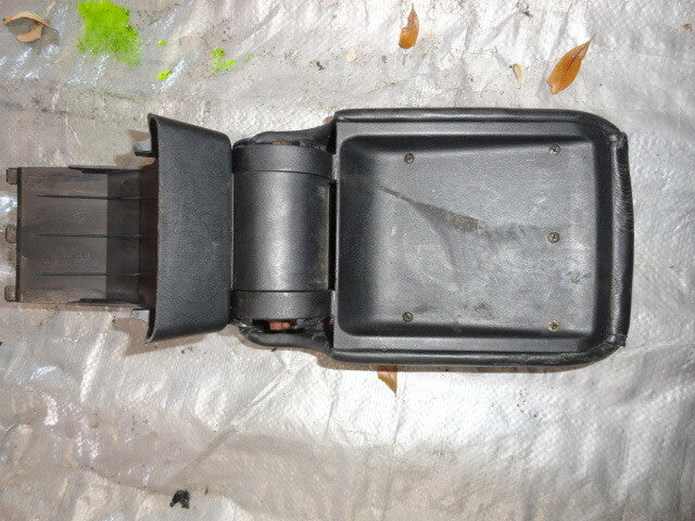 2005 Lexus is300 Center Colssole Lid