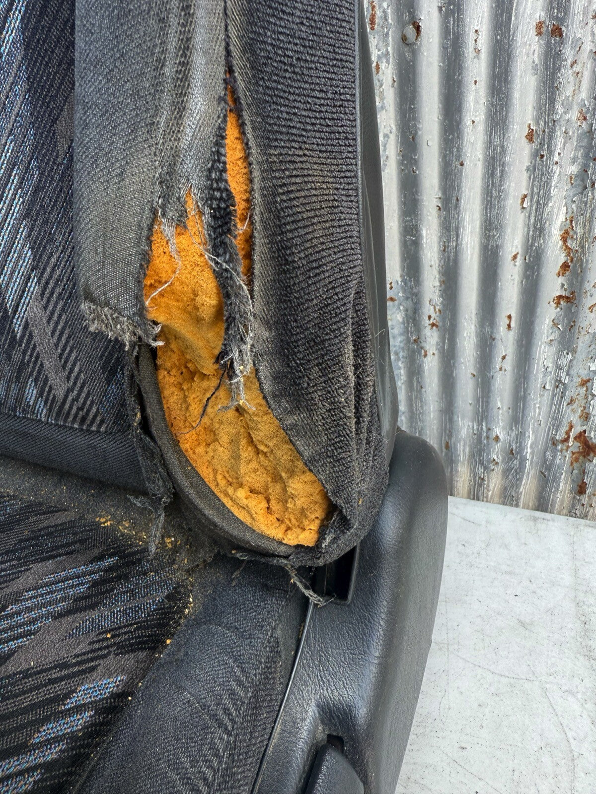 1999-2000 Acura Integra Front Seats Confetti 