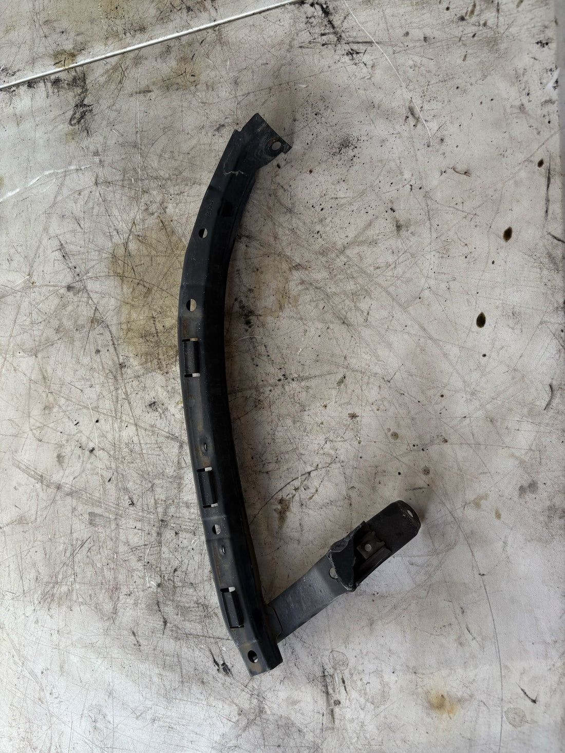 05-06 Acura RSX head light bracket Passenger 
