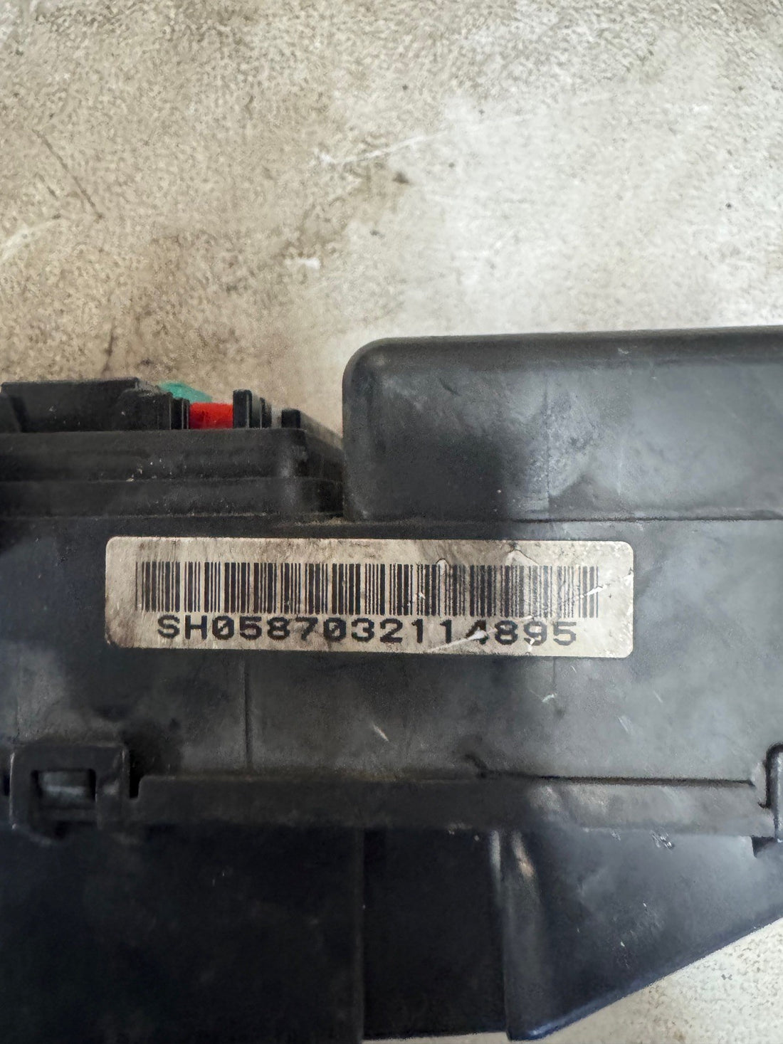 2002 Subaru Forestor Engine Bay Fuse Box