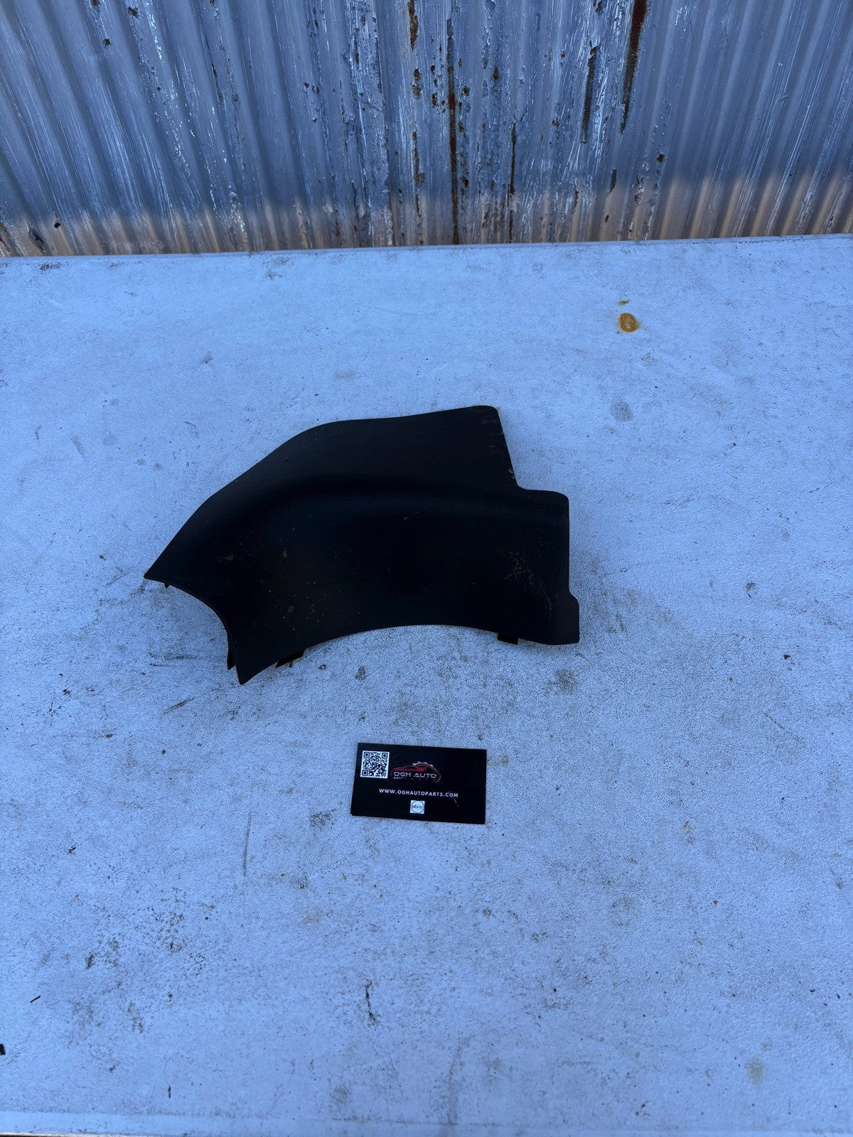 2004-2008 Acura TL Passenger Kicker Panel Black OEM 