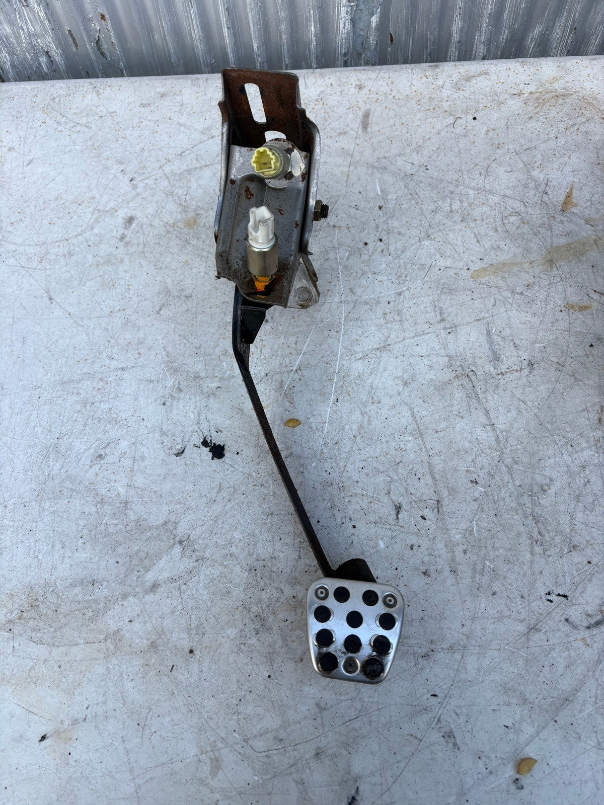 2000-2005 Honda S2000 AP1-AP2 OEM Clutch Brake Gas Pedal Assembly 