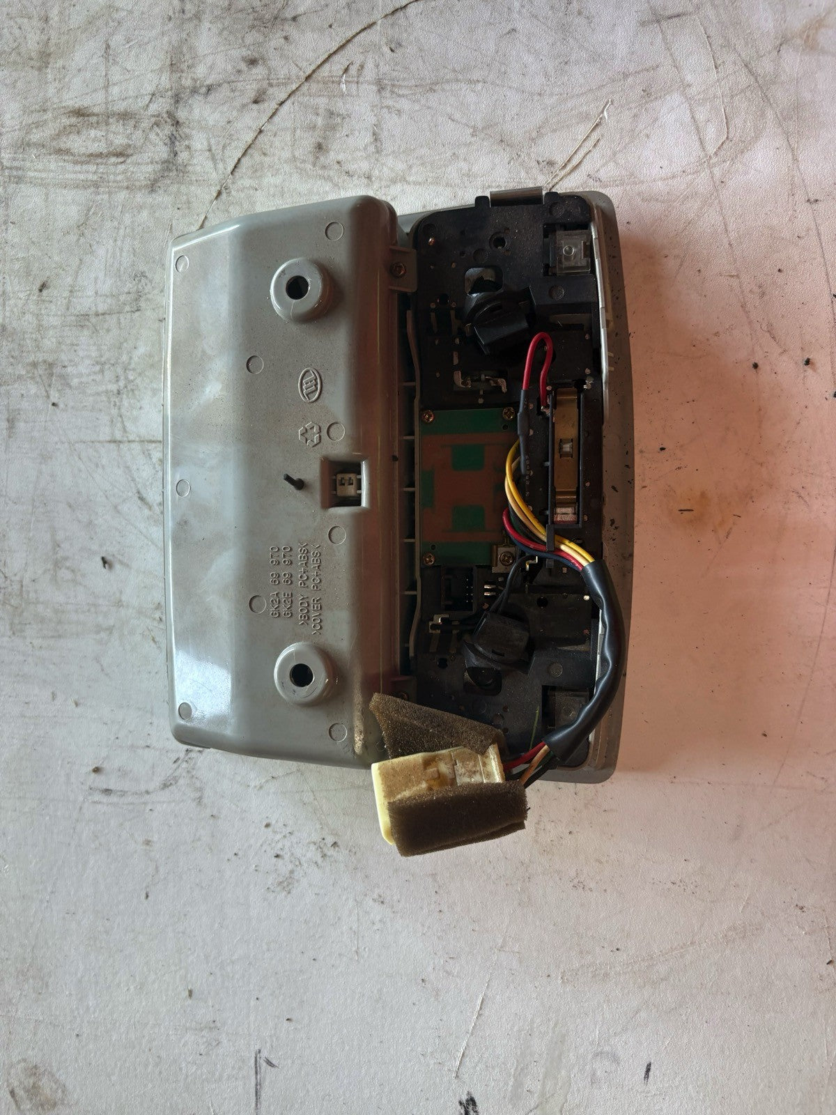 2004-2008 Mazda Rx8 Dome light 