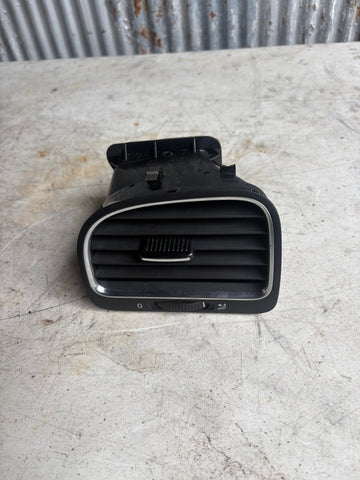 2010-2014 Volkswagen MK6 Golf GTI Front Left Dash AC Heater Vent OEM