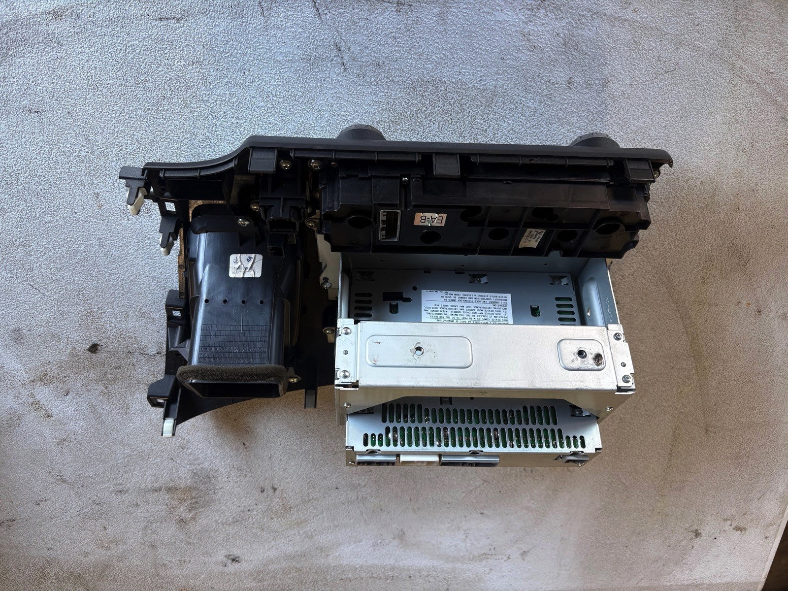 2006-2011 Honda Civic SI FG2 Radio With Dash Trim & AC Control 