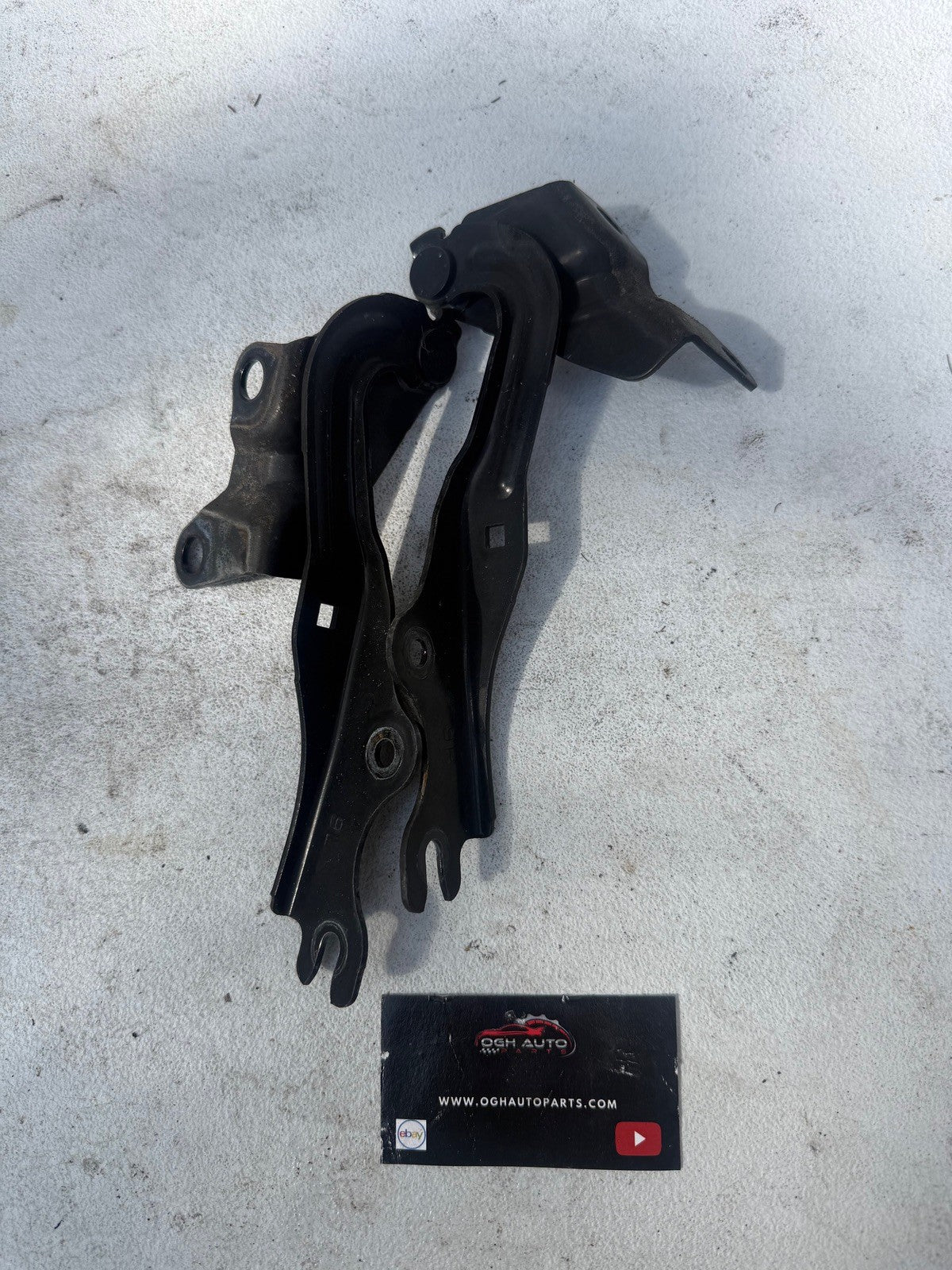2004-2008 Mazda Rx8 Hood hinges