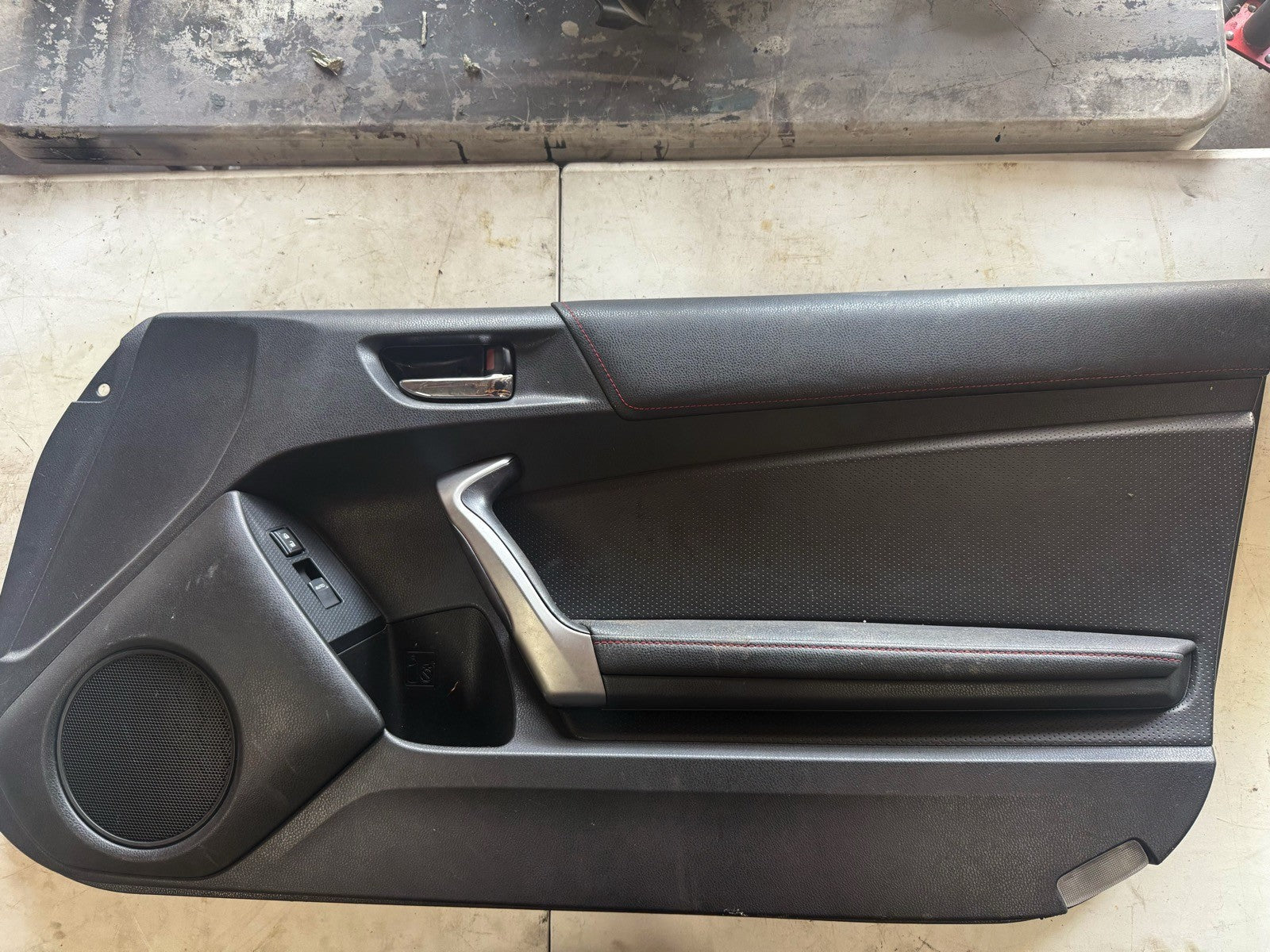 2013 Subaru BRZ Passenger Door Panel (50-M25)