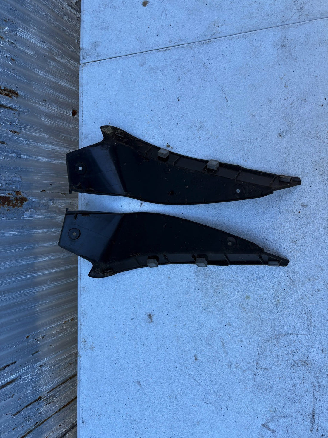 2002-2007 Subaru Impreza WRX Wagon Rear Taillight Trim Cover Set 