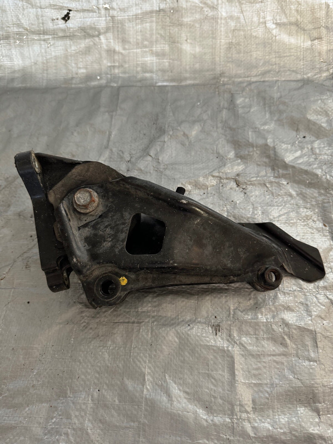 2004 Acura RSX Rear Transmission Bracket Automatic OEM