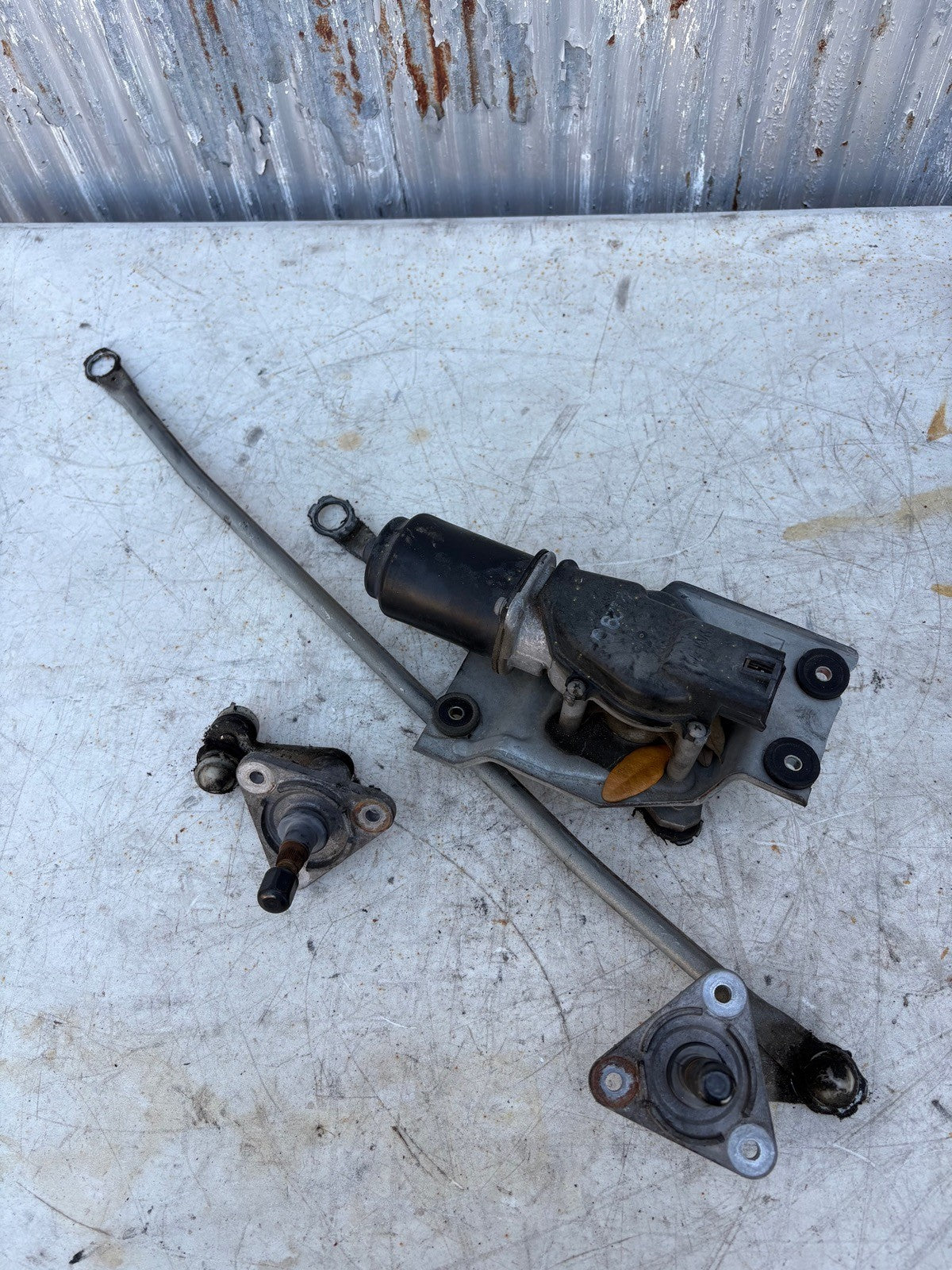 2000-2009 Honda S2000 AP1 AP2 Windshield Wiper Motor W/ Linkage OEM 