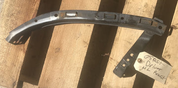 05 Acura RSX Driver's Side Headlight Bracket 