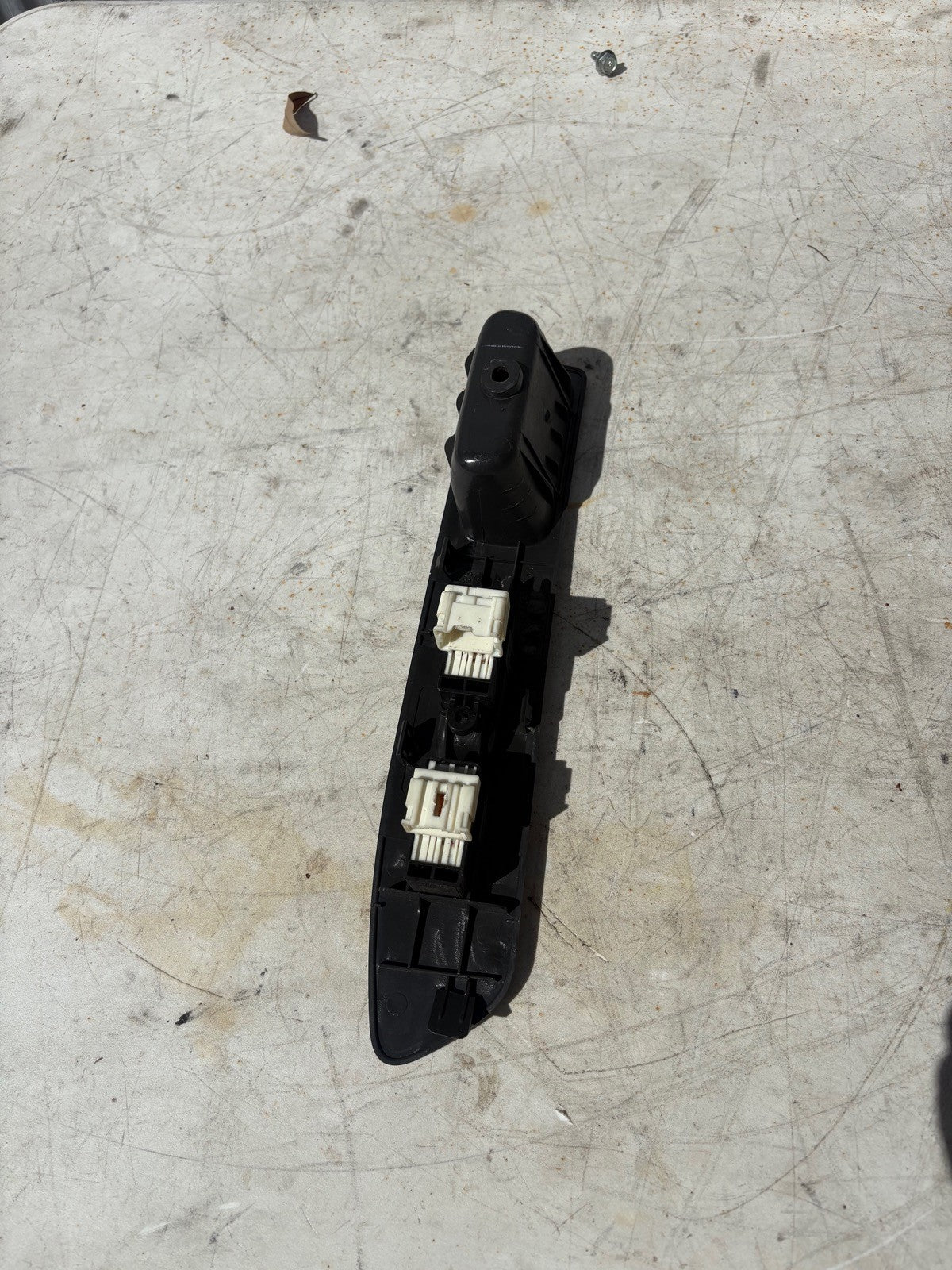 2002-2004 Subaru WRX Wagon Passenger Side Window Switch W/ Trim