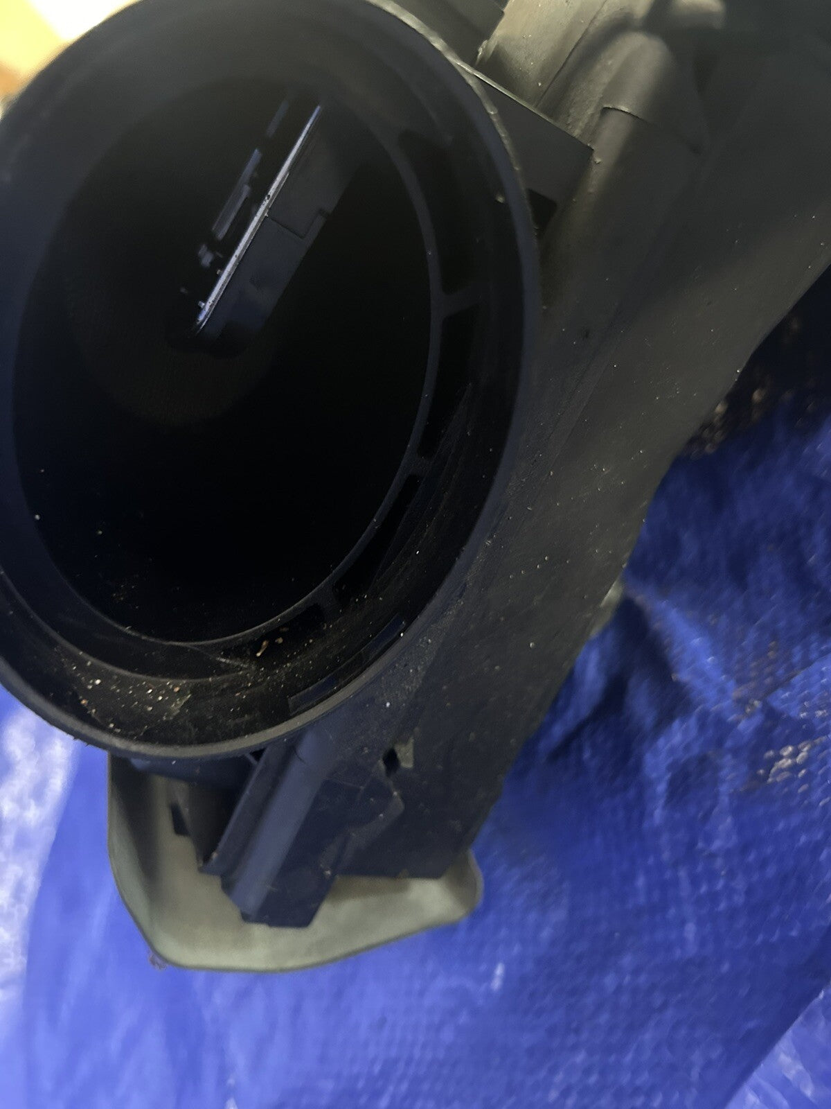 07 VW GTI Engine Cover 