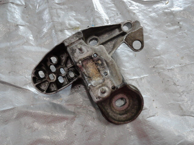 2002 Audi A4 Driver Side Left Engine Mount