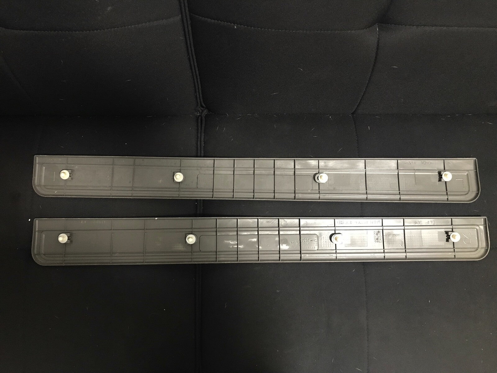 05-06 Acura RSX Driver/Passenger Door Sill Scruff Plate Trim Panels 