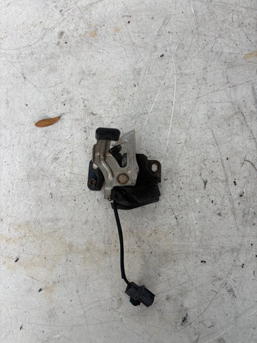 2002-2005 Honda Civic EP3 SI Hatchback Hood Latch OEM 