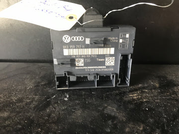 09-12 AUDI A4 B8 FRONT RIGHT PASSENGER SIDE DOOR WINDOW CONTROL MODULE OEM