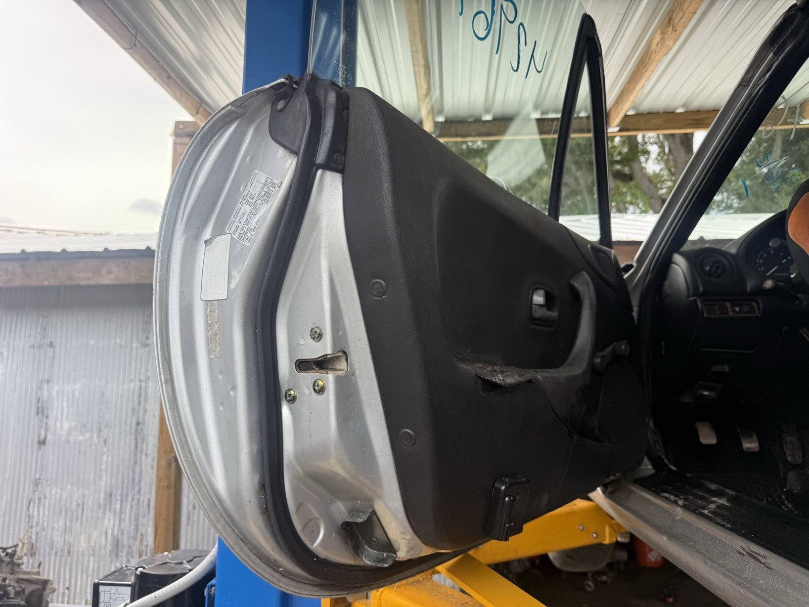 1999 Mazda Miata Driver Door Silver 