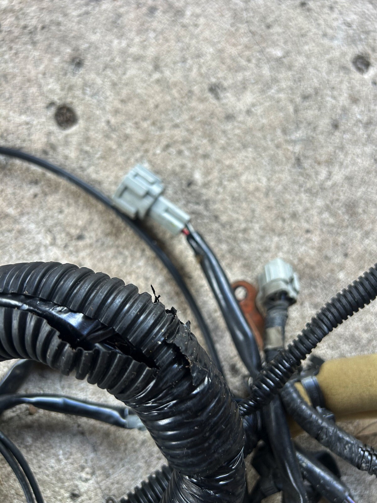 08 Nissan 350z passenger right chassis harness 