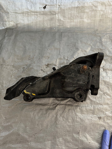 2004 Acura RSX Rear Transmission Bracket Automatic OEM