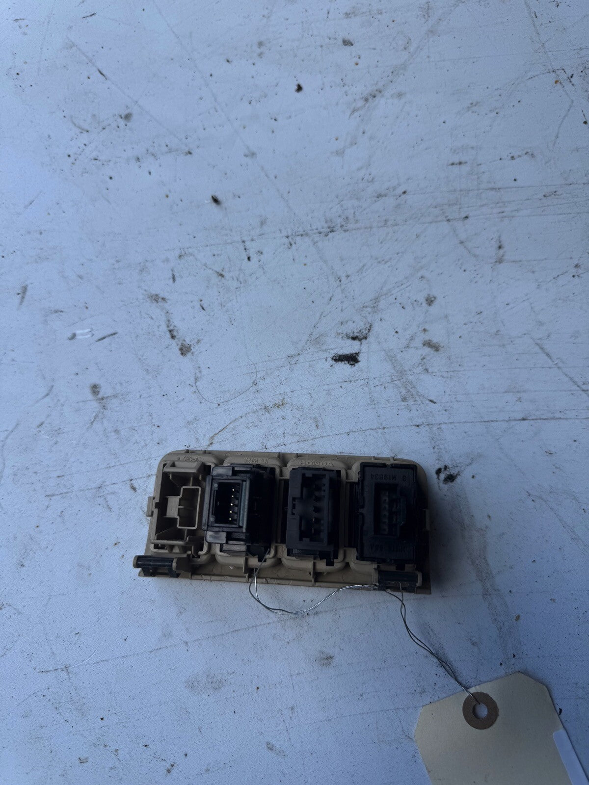 04-05 Acura TSX Sunroof/VSA Switch With Bezel
