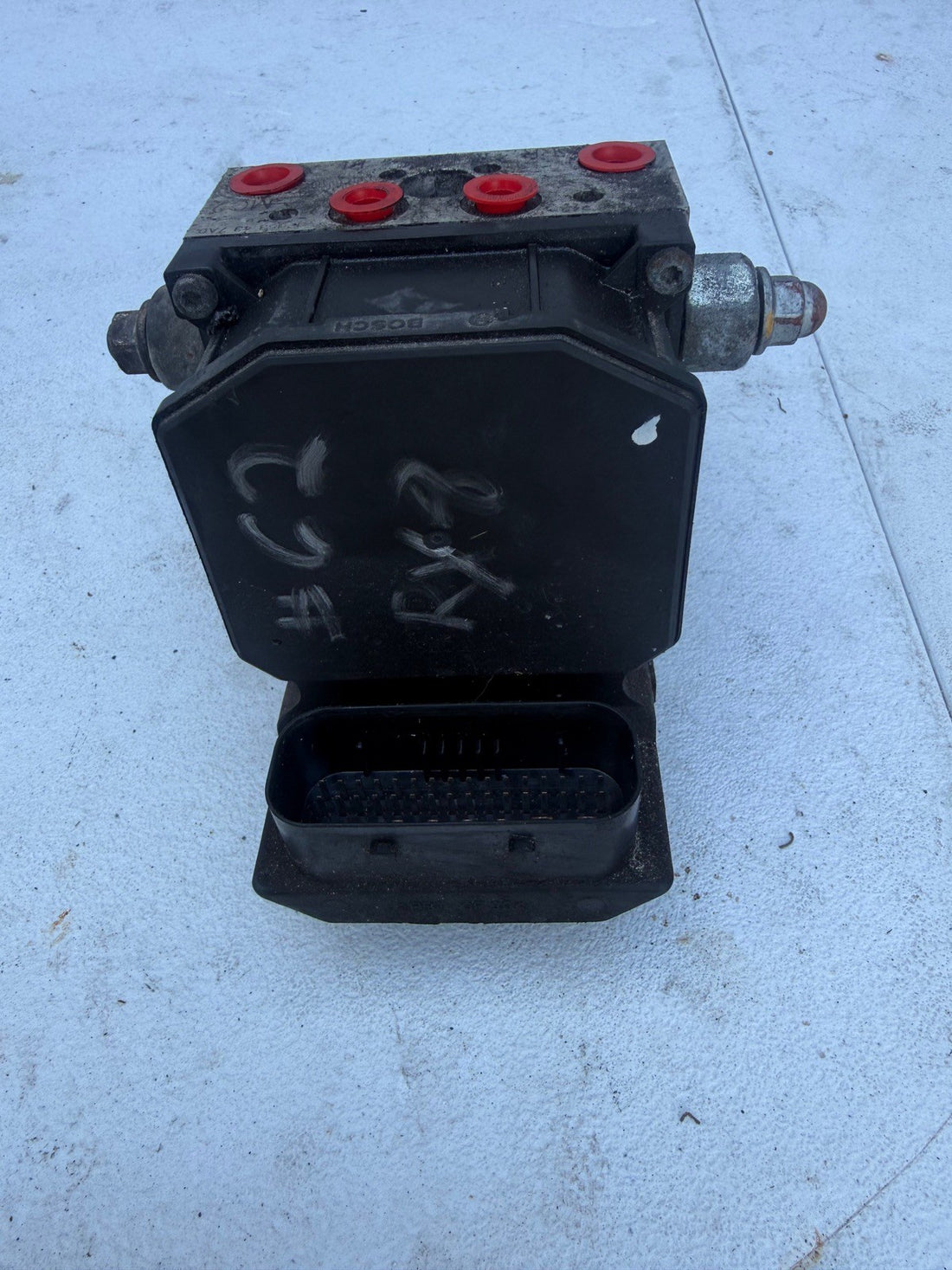 2005 Mazda RX8 ABS pump module