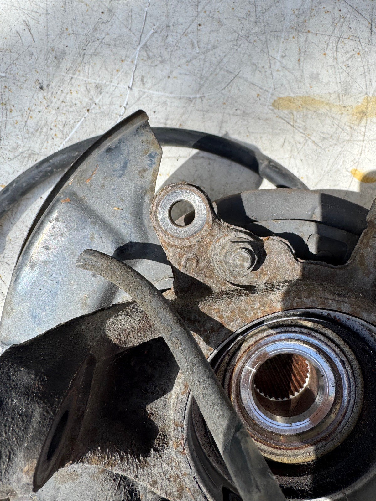 2001-2002 Lexus IS300 Rear Right knuckle 