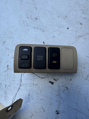 04-05 Acura TSX Sunroof/VSA Switch With Bezel