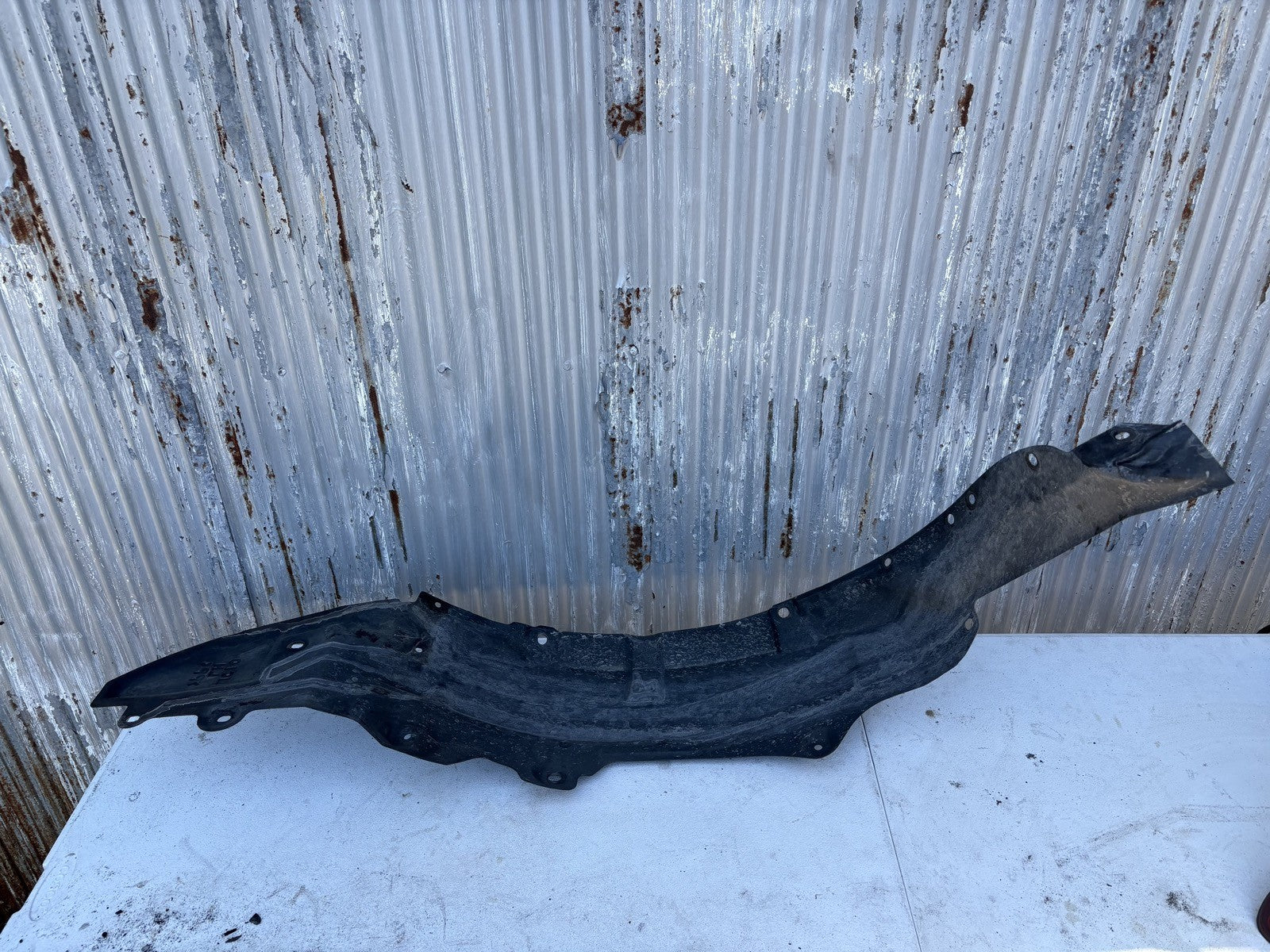 1999-2005 Mazda Miata NB Driver Side Fender Liner Splash Guard NO Broken Tabs 