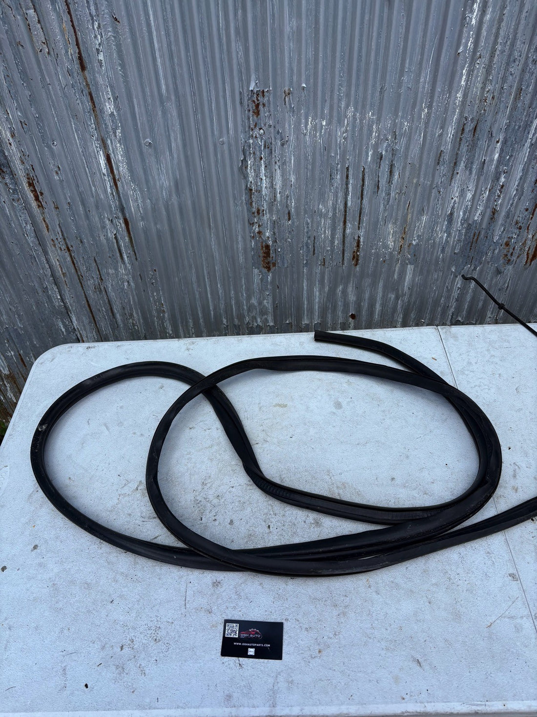 2004-2011 Mazda RX-8 RX8 Driver Chassis Side Door Seal OEM 