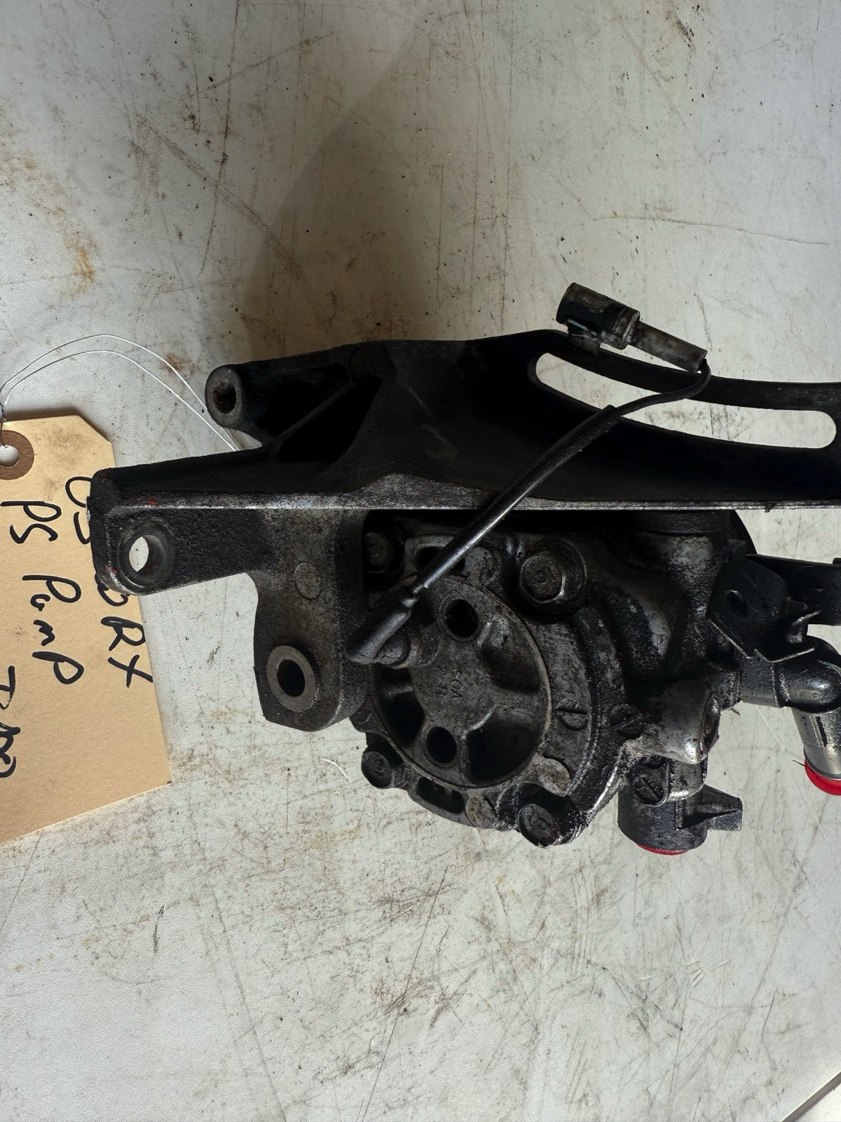 2003 Subaru WRX Ej20 Powersteering Pump with bracket