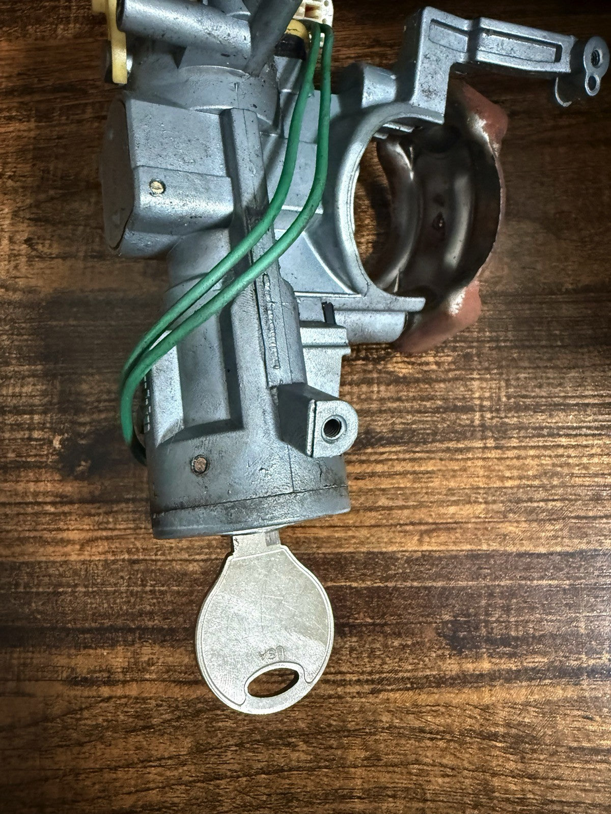 1999 Mazda Miata Ignition switch with key