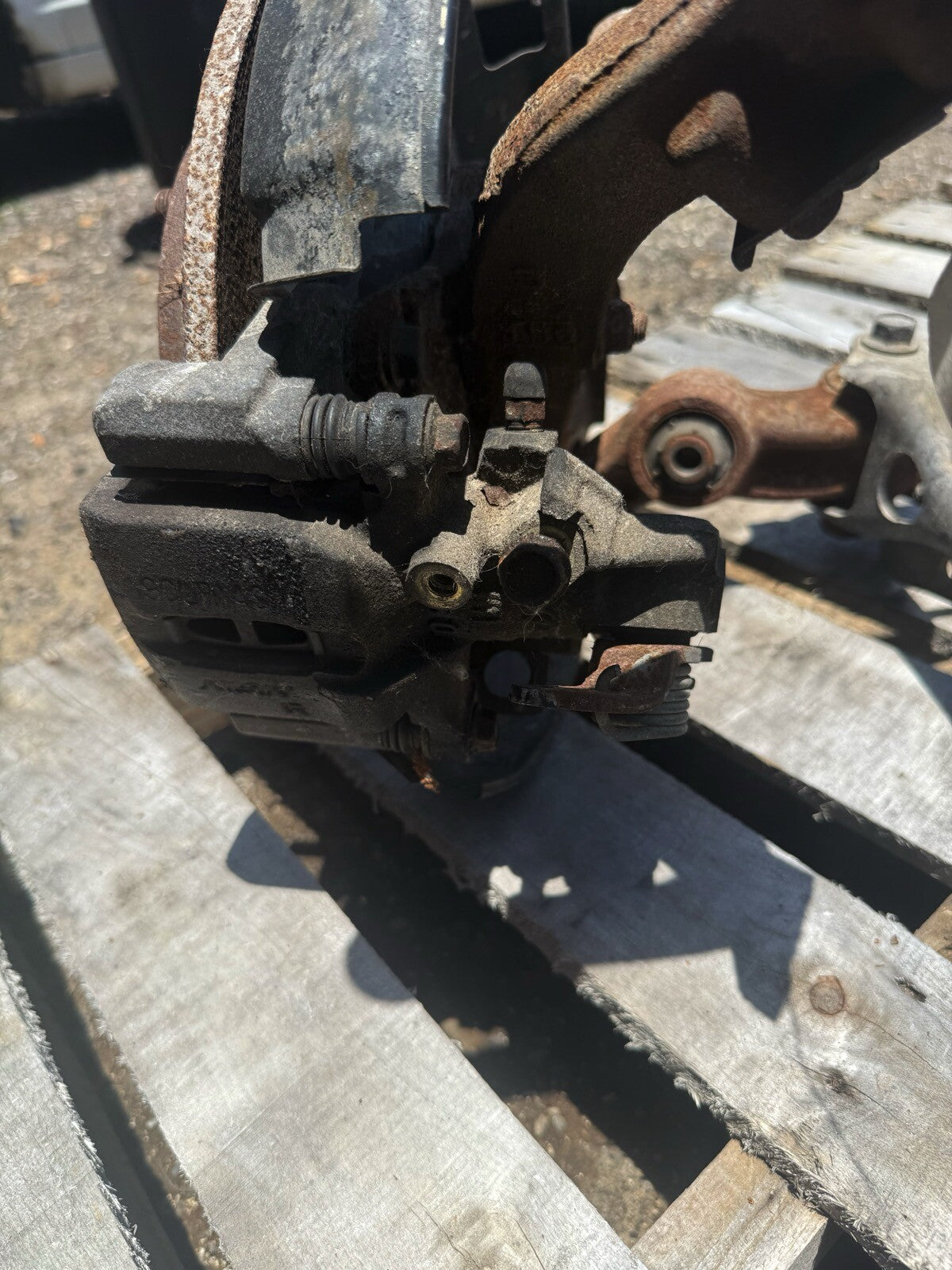 2001 Honda prelude rear knuckle assembly L & R