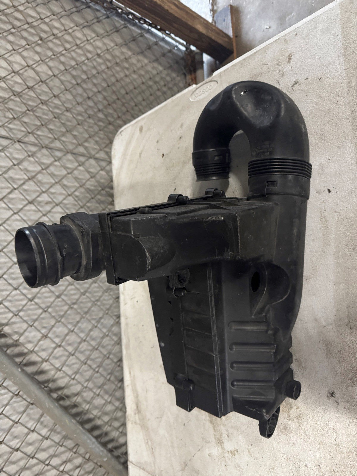 2008-2009 VW GTI Intake Box 