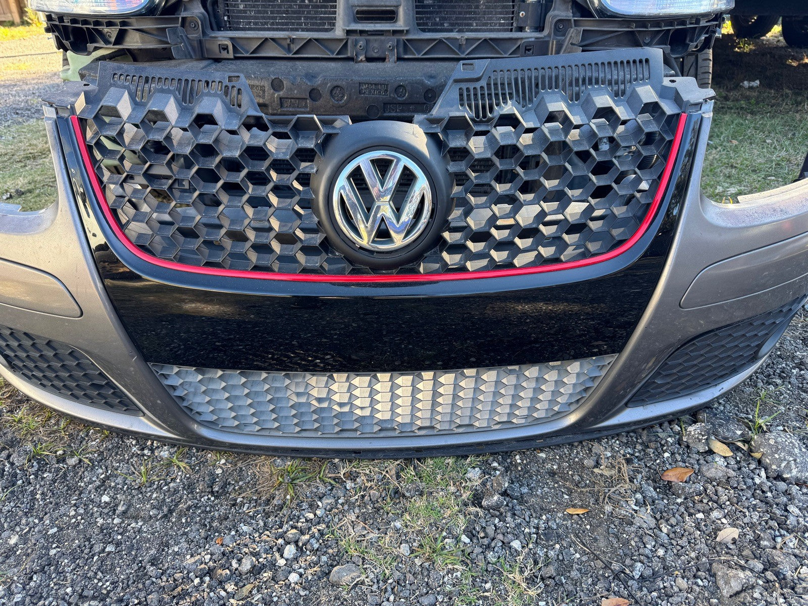 2009 - 2011 VW GTI GOLF Front Grill 