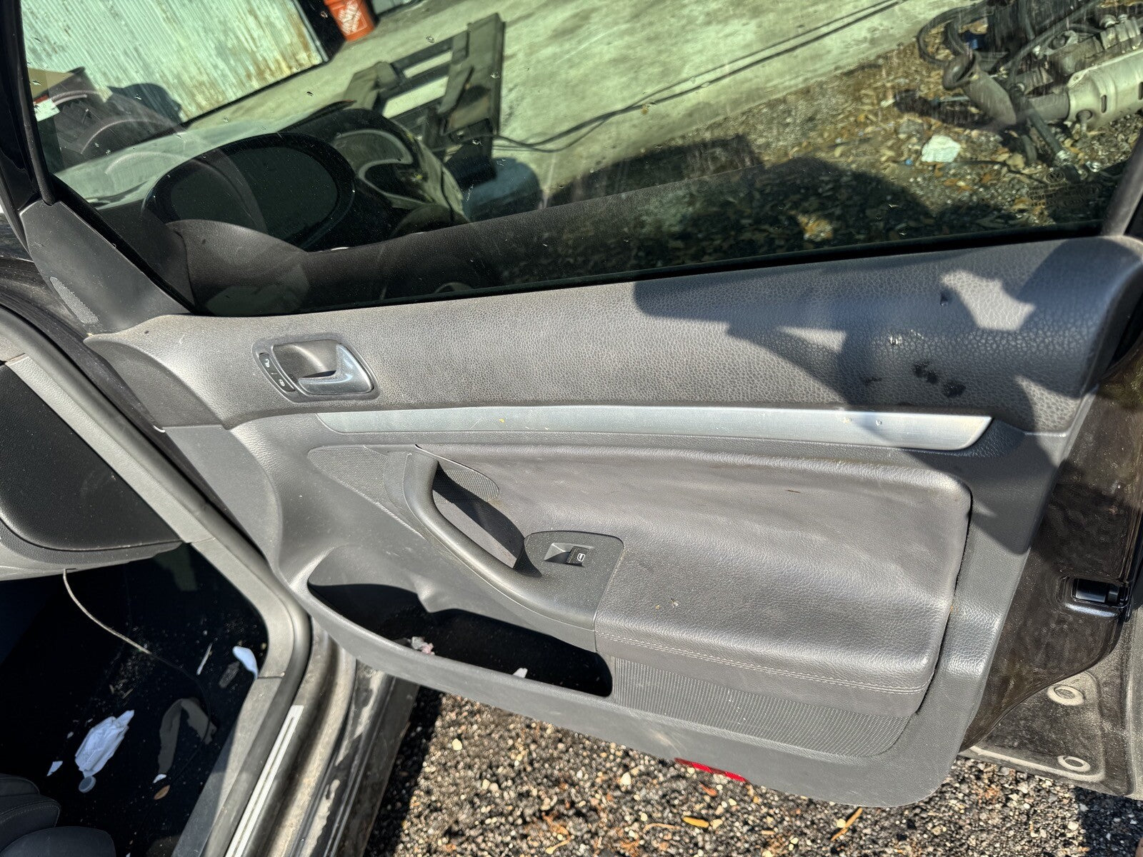 OEM 2007 VW GTI Front Right Passenger Door Card Panel (Black)