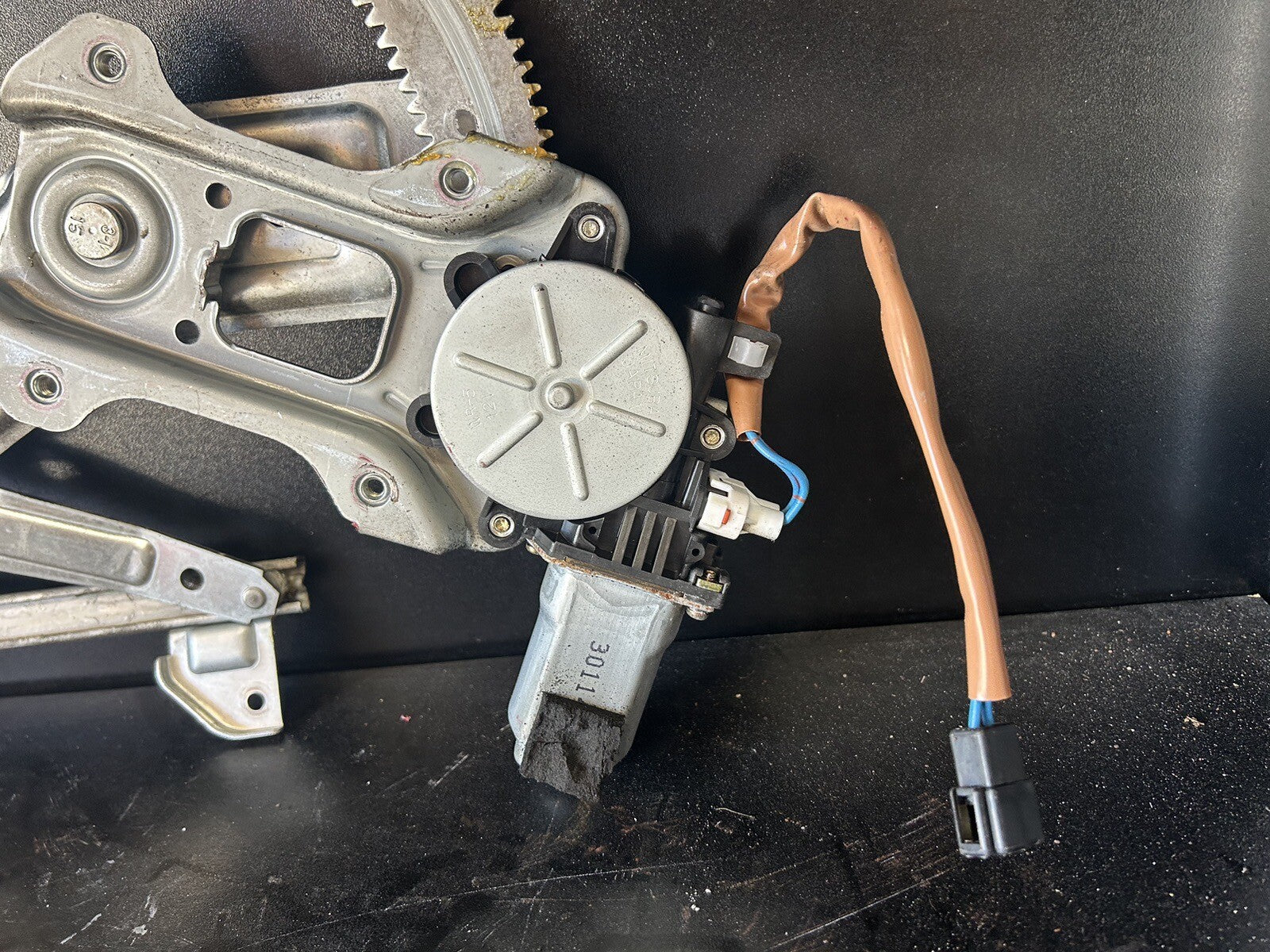 2005 Subaru WRX Impreza Right Rear Window Regulator 