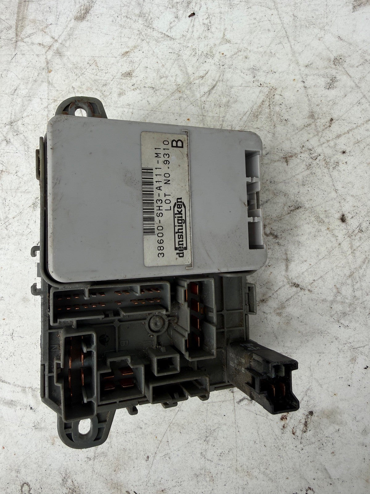 1989-1990 Honda CRX SI Fuse Box Interior