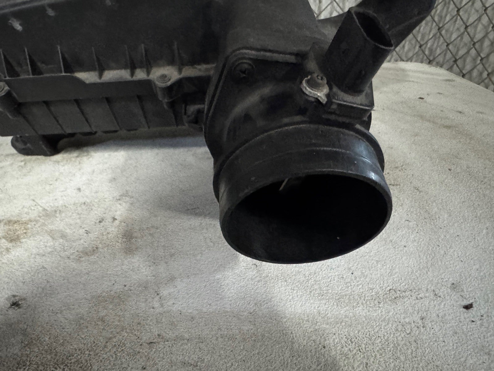 2008-2009 VW GTI Intake Box 