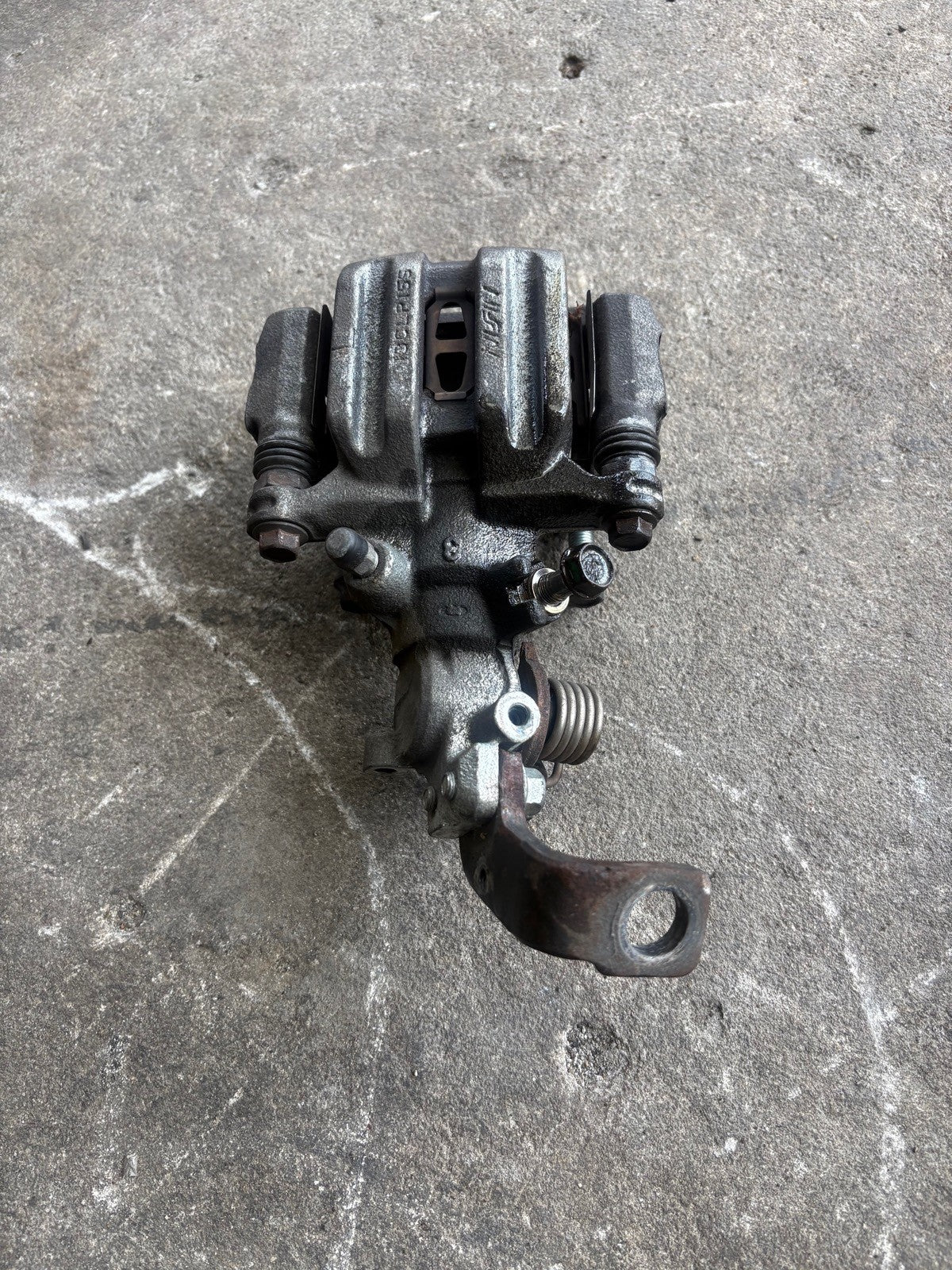 2000-2009 Honda S2000 Rear Driver Side Complete Brake Caliper Assembly 